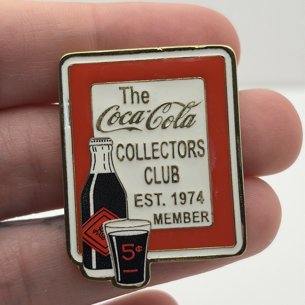 Coca-Cola Collectors‎ Club Member Pin Est 1974 Coke Bottle Glass 5 Cent Logo